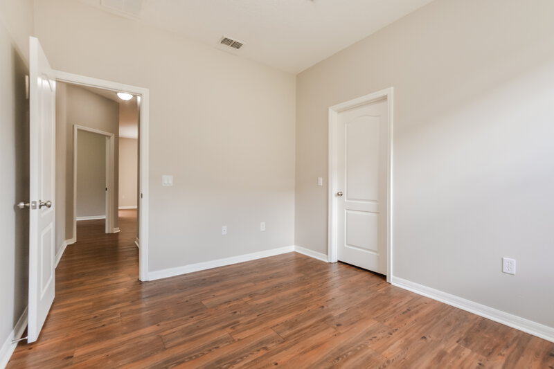 2,645/Mo, 10469 Moss Rose Way Orlando, FL 32832 Bedroom View 2