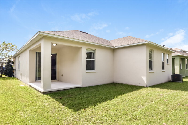 2,645/Mo, 10469 Moss Rose Way Orlando, FL 32832 Rear View