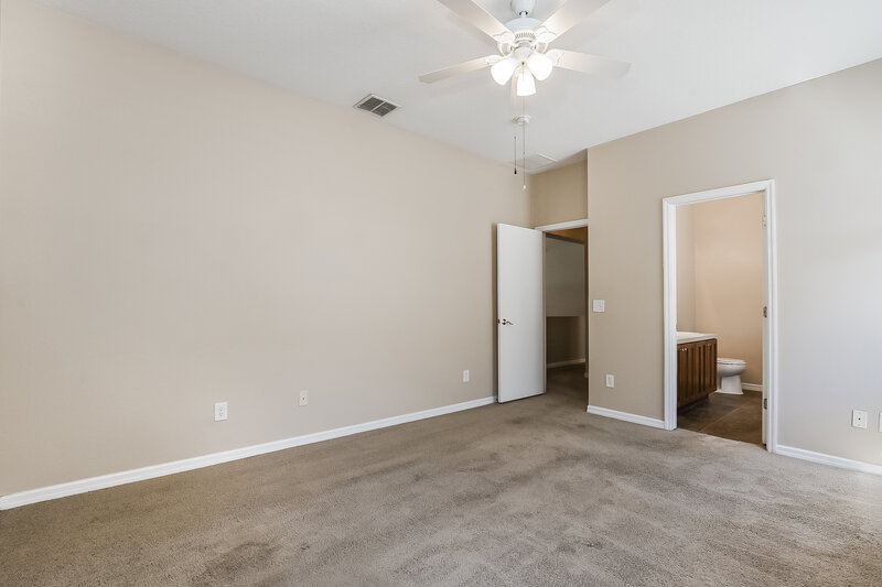 2,395/Mo, 2302 Abey Blanco Dr Orlando, FL 32828 Main Bedroom View 2