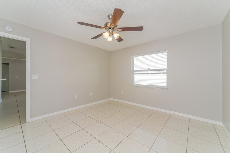 1,645/Mo, 248 Grifford Dr Kissimmee, FL 34758 Main Bedroom View 2
