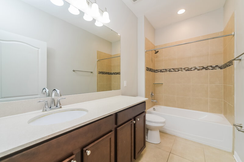 2,490/Mo, 1859 Castleton Dr Saint Cloud, FL 34771 Main Bathroom View