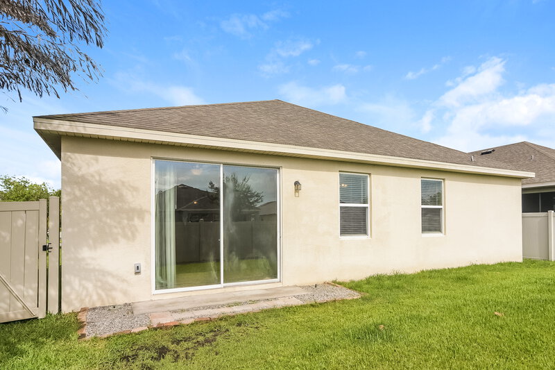 2,490/Mo, 1859 Castleton Dr Saint Cloud, FL 34771 Rear View