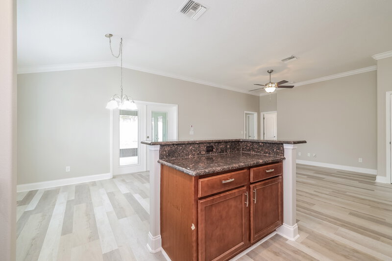 2,350/Mo, 4477 Manica Dr Tavares, FL 32778 Kitchen View 3