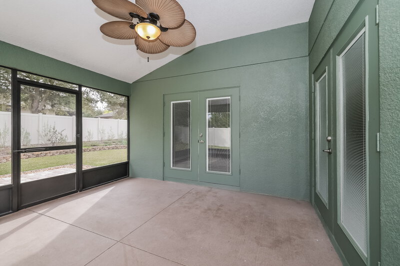 2,350/Mo, 4477 Manica Dr Tavares, FL 32778 Family Room View