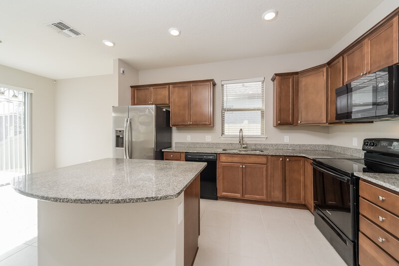 2,790/Mo, 1733 Cayman Cove Cir Saint Cloud, FL 34772 Kitchen View 2