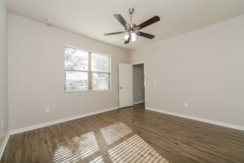 2,790/Mo, 1733 Cayman Cove Cir Saint Cloud, FL 34772 Main Bedroom View 2