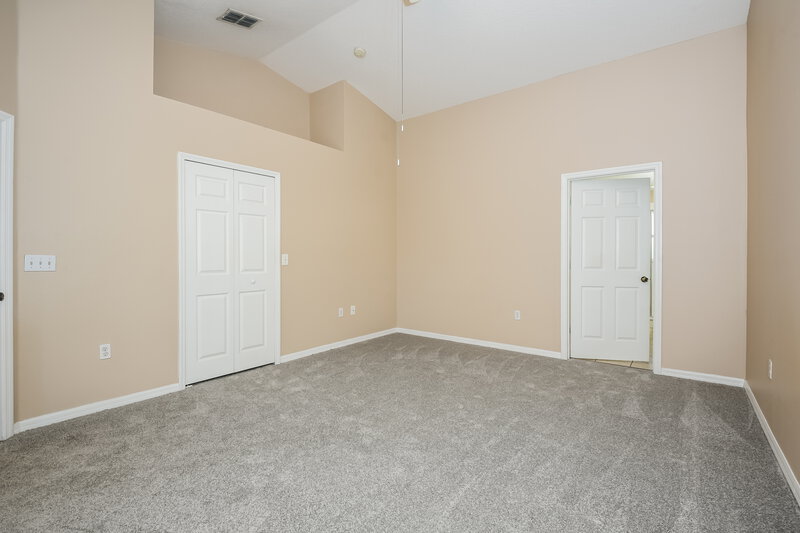 2,255/Mo, 1812 Colonial Woods Blvd Orlando, FL 32826 Main Bedroom View