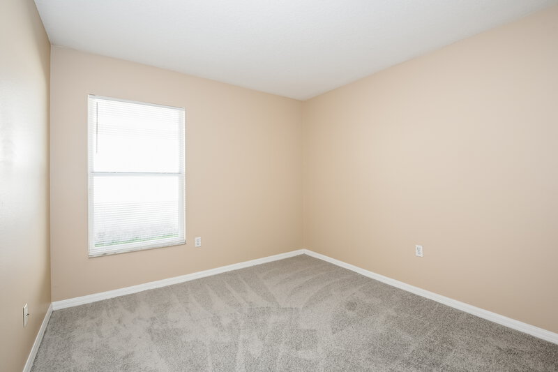 2,255/Mo, 1812 Colonial Woods Blvd Orlando, FL 32826 Bedroom View 2