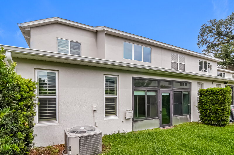 2,720/Mo, 214 Chippendale Ter Oviedo, FL 32765 Rear View