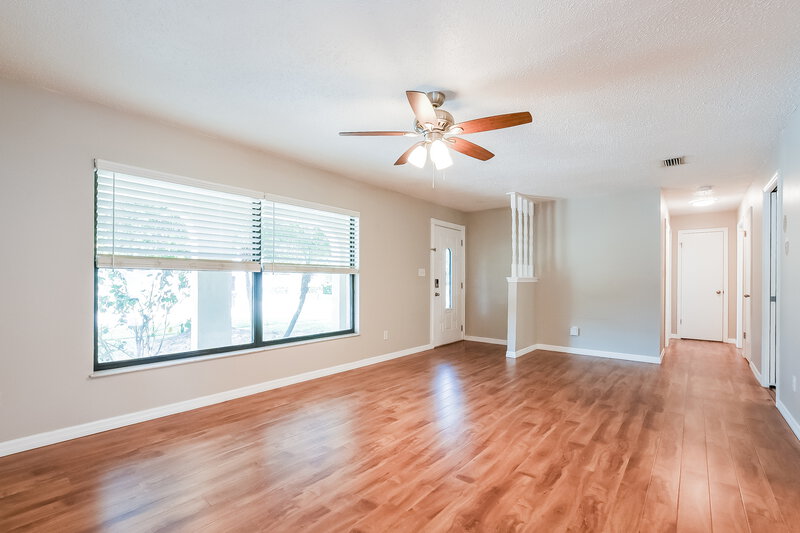 2,395/Mo, 8318 Mattituck Cir Orlando, FL 32829 Living Room View