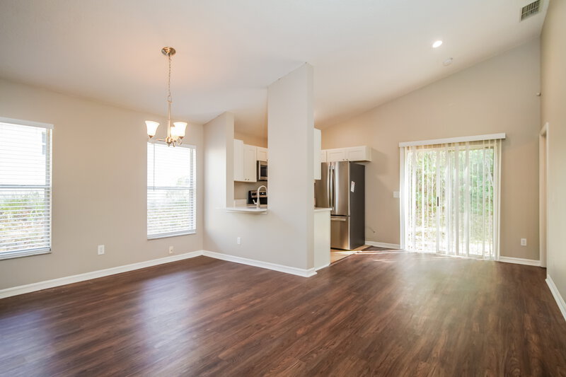 1,995/Mo, 1014 Sheeler Hills Dr Apopka, FL 32703 Living Room View 2