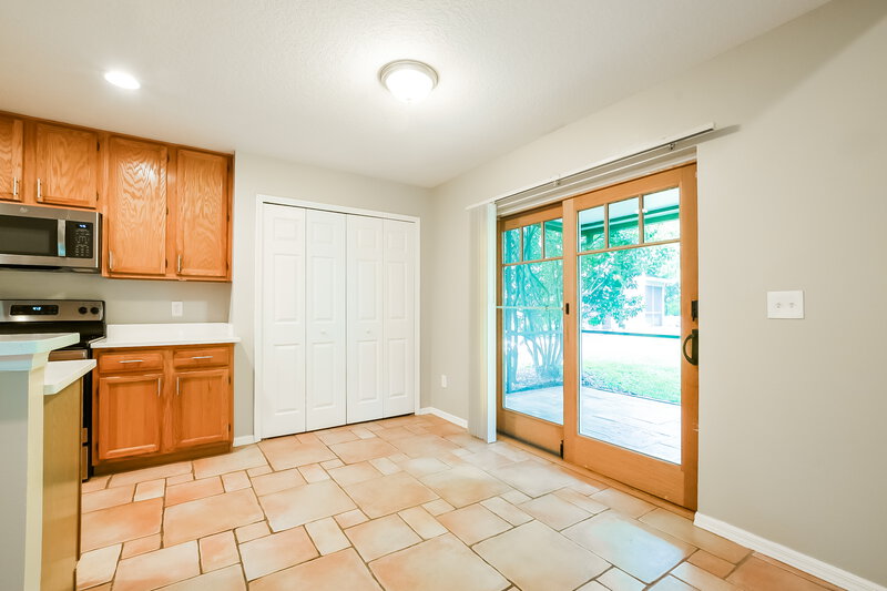 2,380/Mo, 2253 Heathwood Cir Orlando, FL 32828 Dining Room View