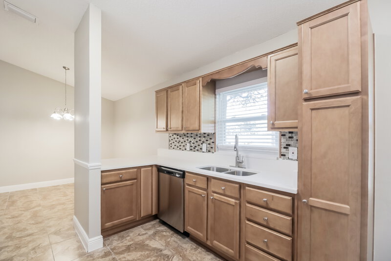 2,605/Mo, 1001 Manigan Ave Oviedo, FL 32765 Kitchen View