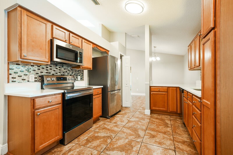 2,465/Mo, 1001 Manigan Ave Oviedo, FL 32765 Kitchen View