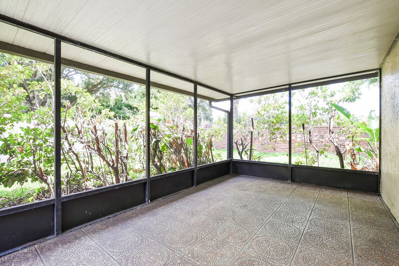 2,465/Mo, 1001 Manigan Ave Oviedo, FL 32765 Sun Room View