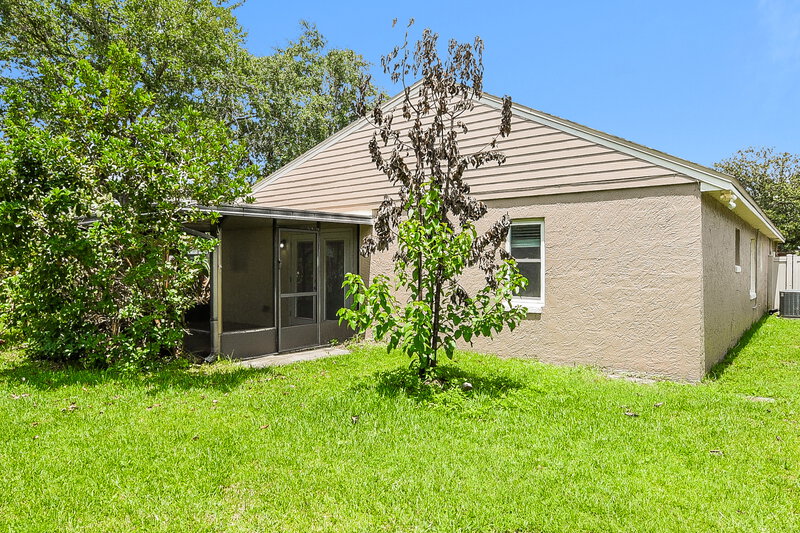 2,465/Mo, 1001 Manigan Ave Oviedo, FL 32765 Rear View