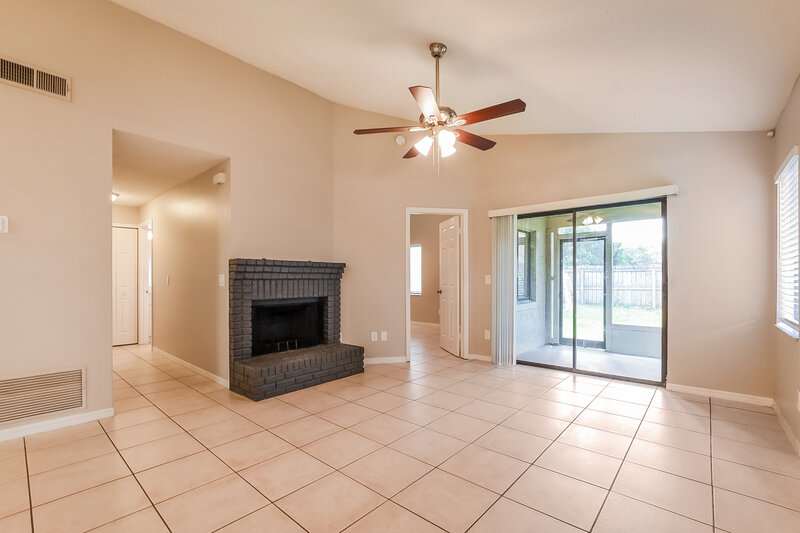 2,235/Mo, 1003 Vernon Loop Oviedo, FL 32765 Living Room View 2