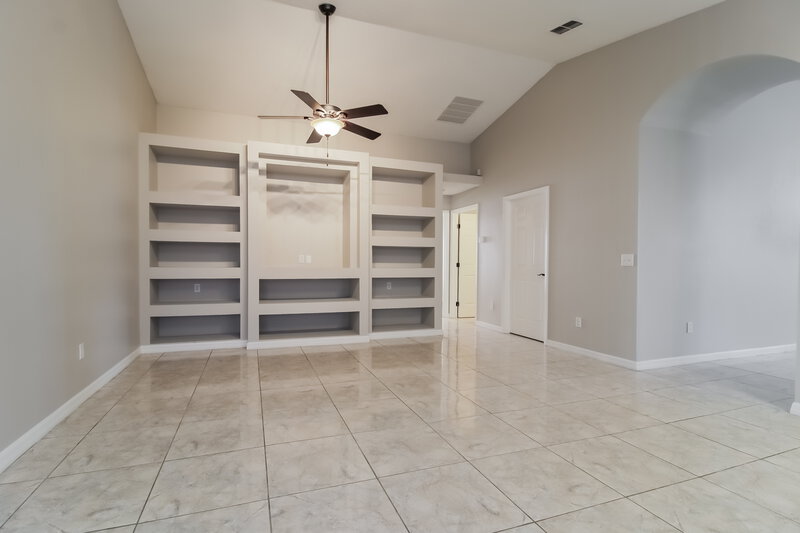 2,315/Mo, 1149 Whitewood Way Clermont, FL 34714 Living Room View 3
