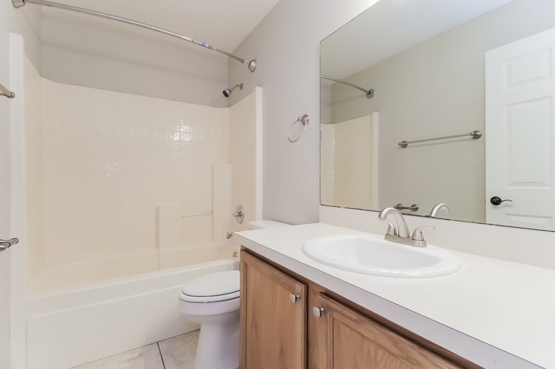 2,315/Mo, 1149 Whitewood Way Clermont, FL 34714 Bathroom View