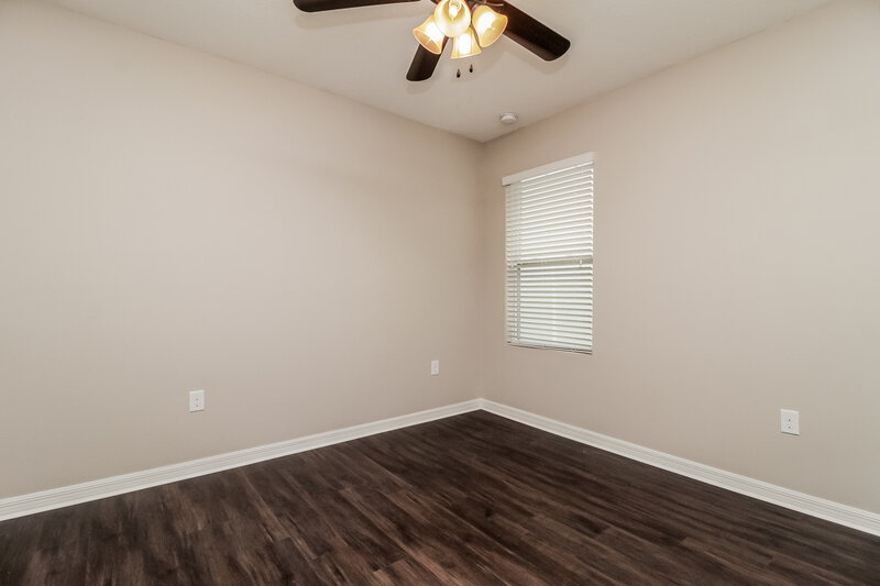 2,040/Mo, 2420 Valhalla Dr Tavares, FL 32778 Bedroom View 2