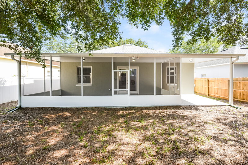 2,505/Mo, 12712 Woodbury Glen Dr Orlando, FL 32828 Rear View