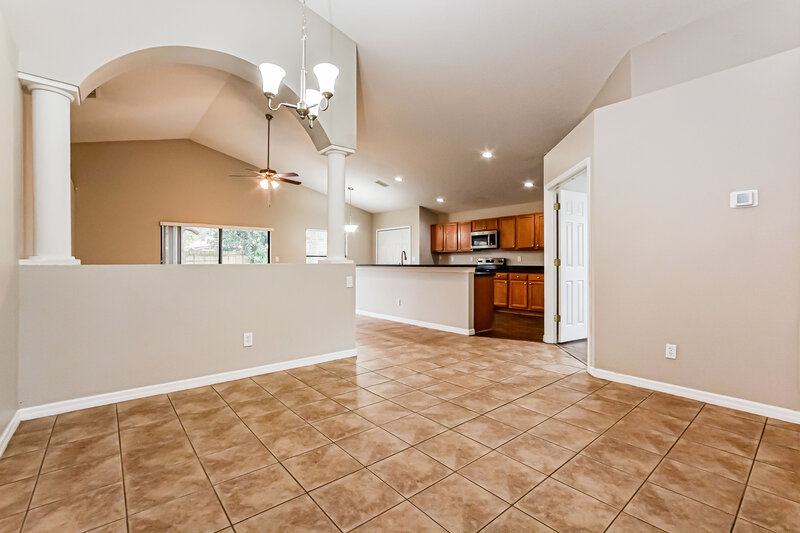 2,210/Mo, 4222 Barnsley Ln Tavares, FL 32778 Living Room View