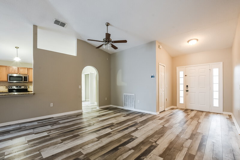 1,790/Mo, 2114 Nicollett Way Leesburg, FL 34748 Living Room View 2