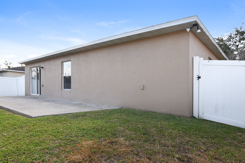 1,790/Mo, 2114 Nicollett Way Leesburg, FL 34748 Rear View