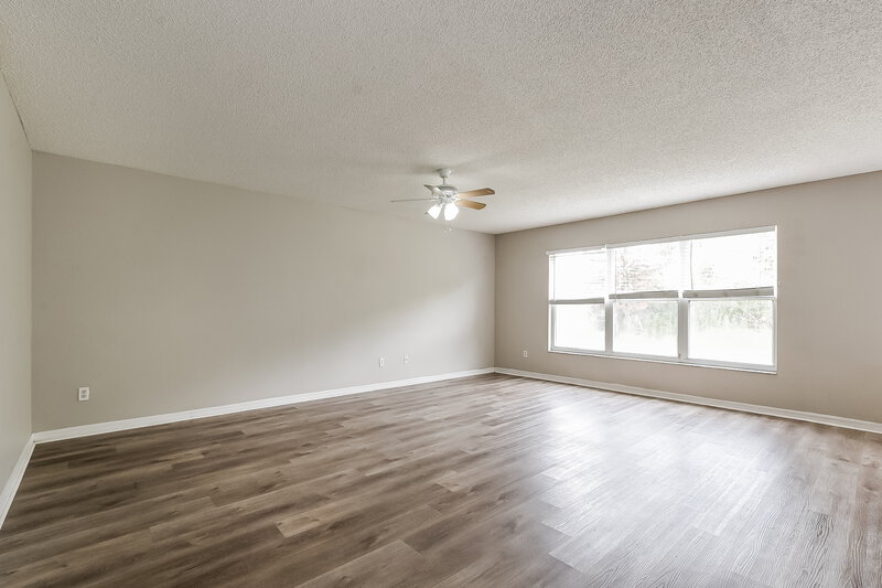 4,475/Mo, 14332 Abington Heights Dr Orlando, FL 32828 Living Room View