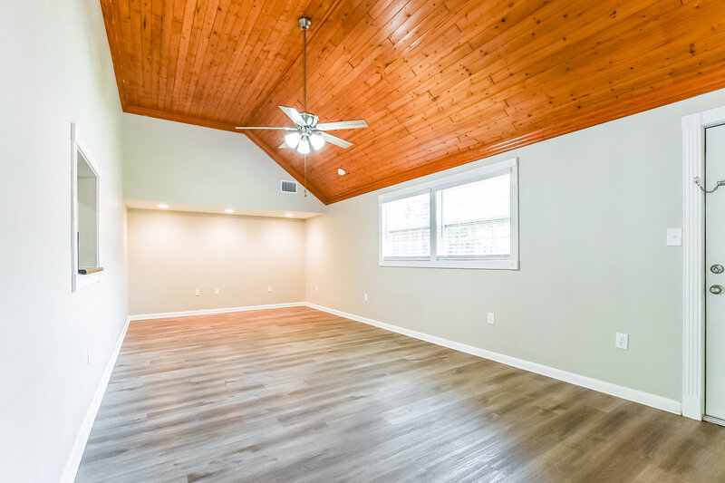 2,505/Mo, 104 First Street Ct Tavares, FL 32778 Family Room View