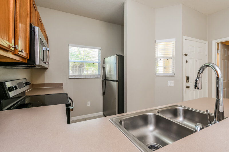 2,195/Mo, 4502 Alberto Cir Kissimmee, FL 34746 Kitchen View 2