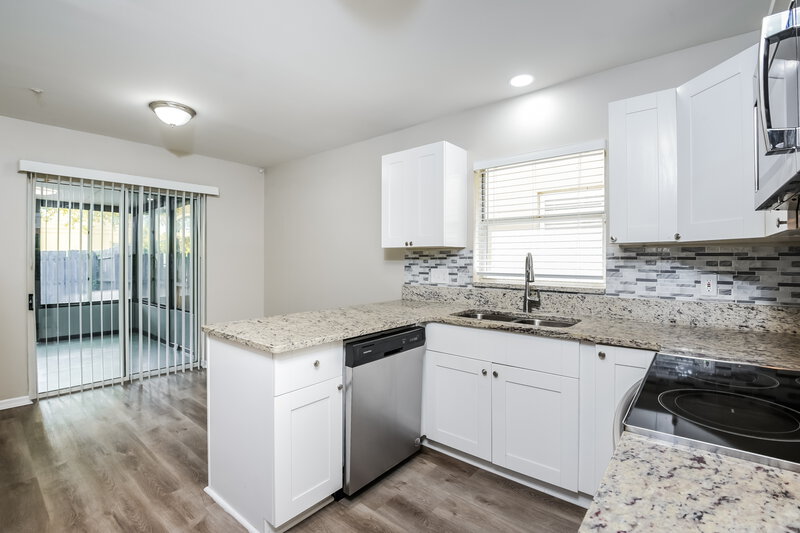 2,410/Mo, 1839 Blaine Ter Winter Park, FL 32792 Misc View 6