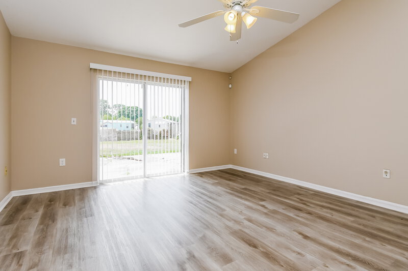 2,810/Mo, 1940 Villa Angelo Blvd Saint Cloud, FL 34769 Living Room View 2
