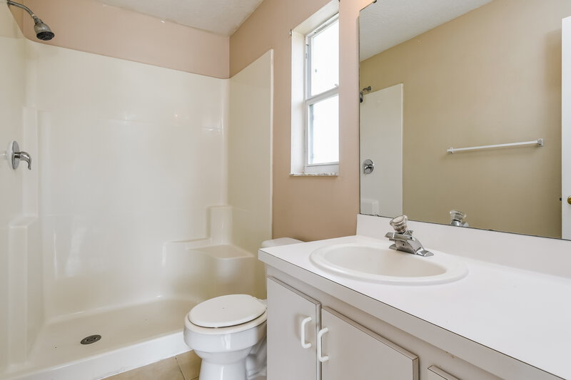 2,810/Mo, 1940 Villa Angelo Blvd Saint Cloud, FL 34769 Main Bathroom View