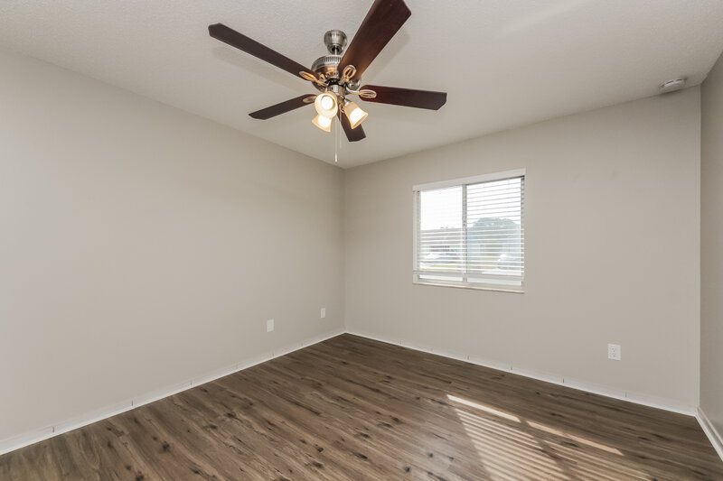 2,070/Mo, 165 Merida Dr Kissimmee, FL 34743 Main Bedroom View