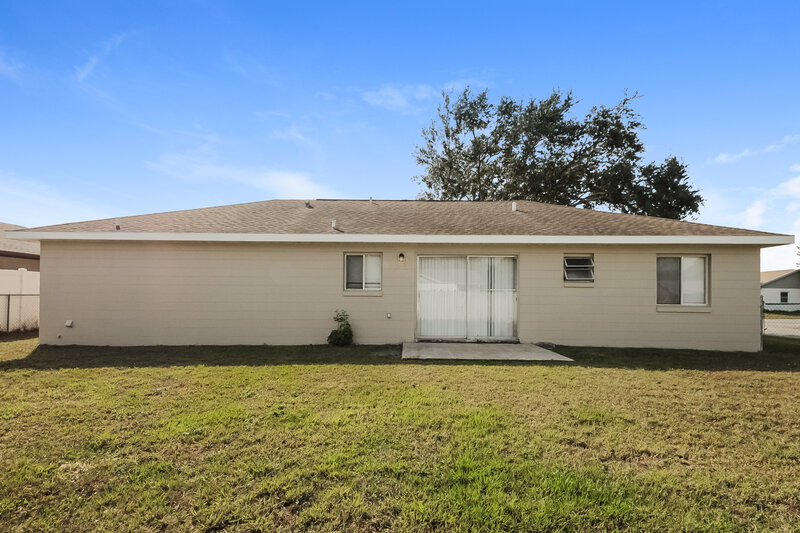 2,070/Mo, 165 Merida Dr Kissimmee, FL 34743 Rear View 2