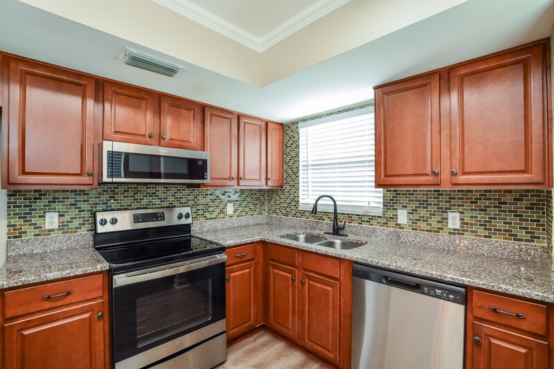 2,390/Mo, 1029 Kelsey Ave Oviedo, FL 32765 Kitchen View 2