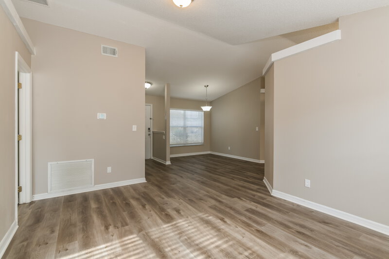 2,230/Mo, 13137 Moonflower Ct Clermont, FL 34711 Living Room View 2