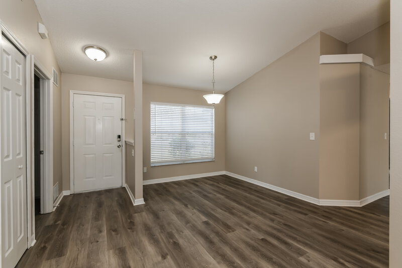 2,230/Mo, 13137 Moonflower Ct Clermont, FL 34711 Dining Room View