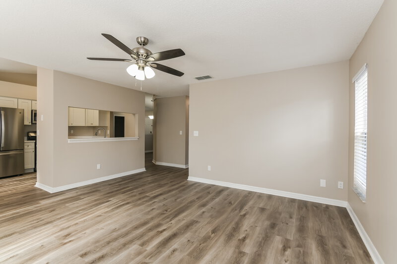 2,230/Mo, 13137 Moonflower Ct Clermont, FL 34711 Family Room View