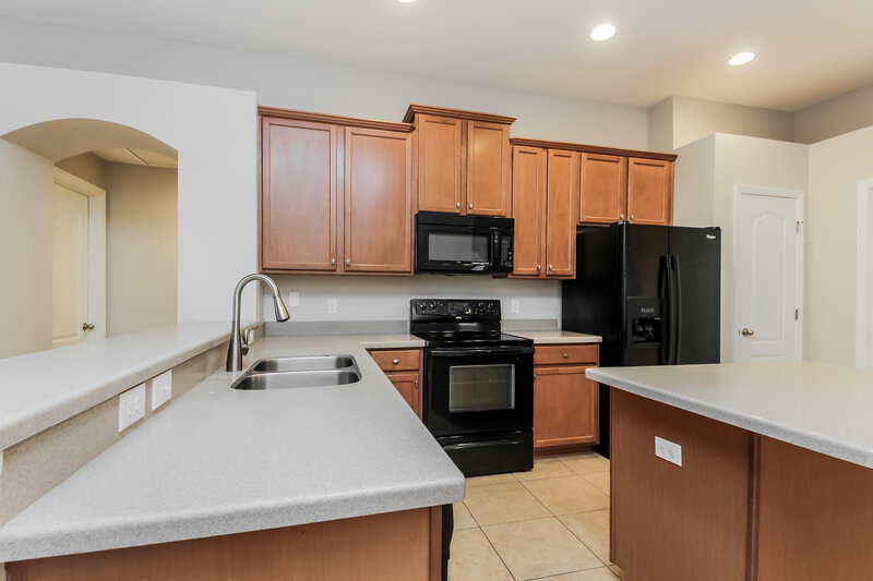 2,295/Mo, 2751 Corbel Loop Kissimmee, FL 34746 Kitchen View