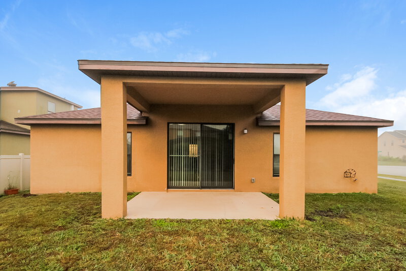 2,295/Mo, 2751 Corbel Loop Kissimmee, FL 34746 Rear View