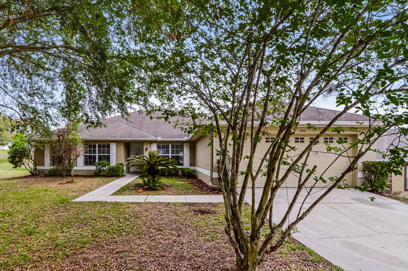 2,590/Mo, 942 Cork Oak Ln Minneola, FL 34715 External View