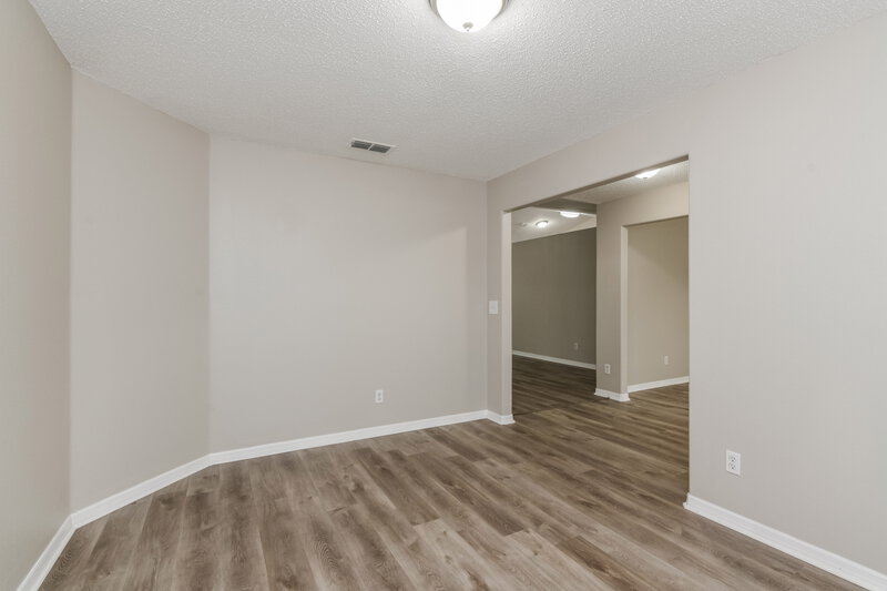 2,730/Mo, 942 Cork Oak Ln Minneola, FL 34715 Bonus Room View