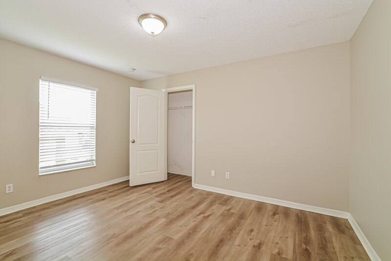 2,590/Mo, 942 Cork Oak Ln Minneola, FL 34715 Bedroom View