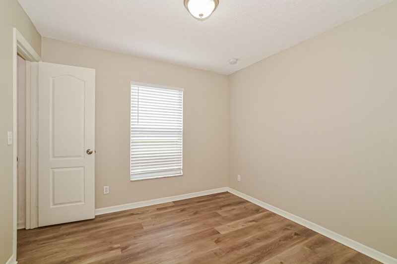 2,590/Mo, 942 Cork Oak Ln Minneola, FL 34715 Bedroom View 3