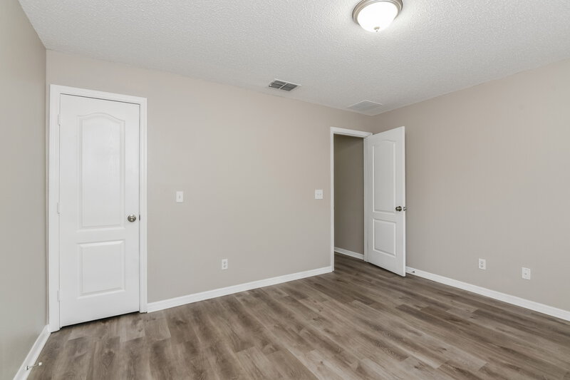 2,730/Mo, 942 Cork Oak Ln Minneola, FL 34715 Bedroom View 3