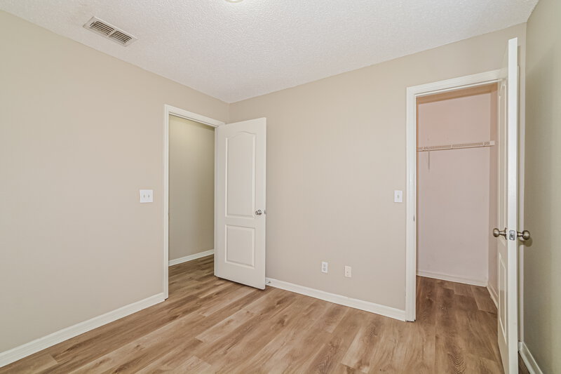 2,590/Mo, 942 Cork Oak Ln Minneola, FL 34715 Bedroom View 4