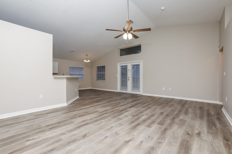 2,395/Mo, 827 High Pointe Cir Minneola, FL 34715 Living Room View