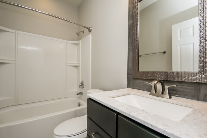 3,190/Mo, 3687 Moca Dr Saint Cloud, FL 34772 Bathroom View